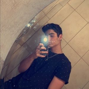 Meet your Posher, Sebastiano